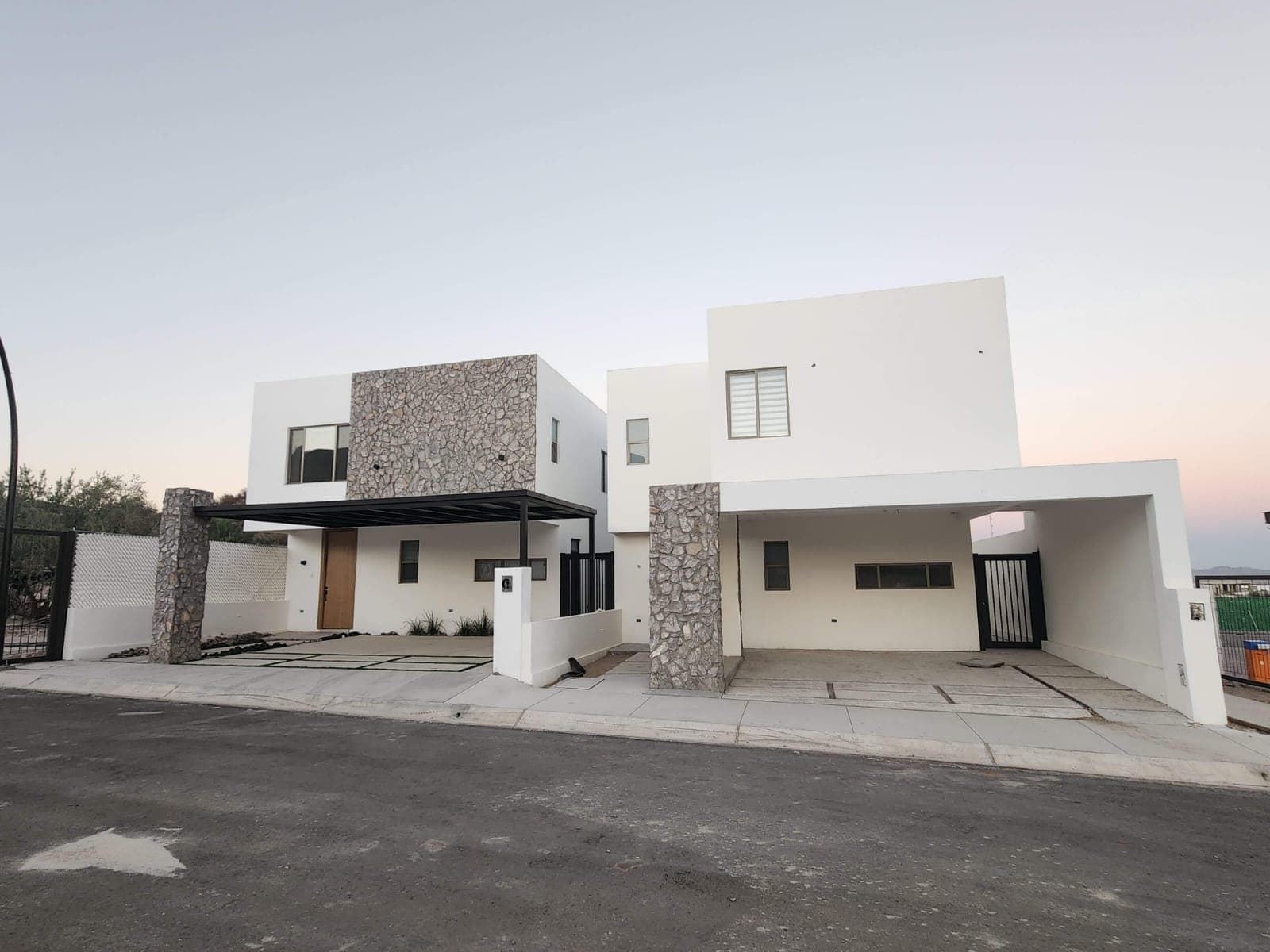Casas Fontana y Vallejo